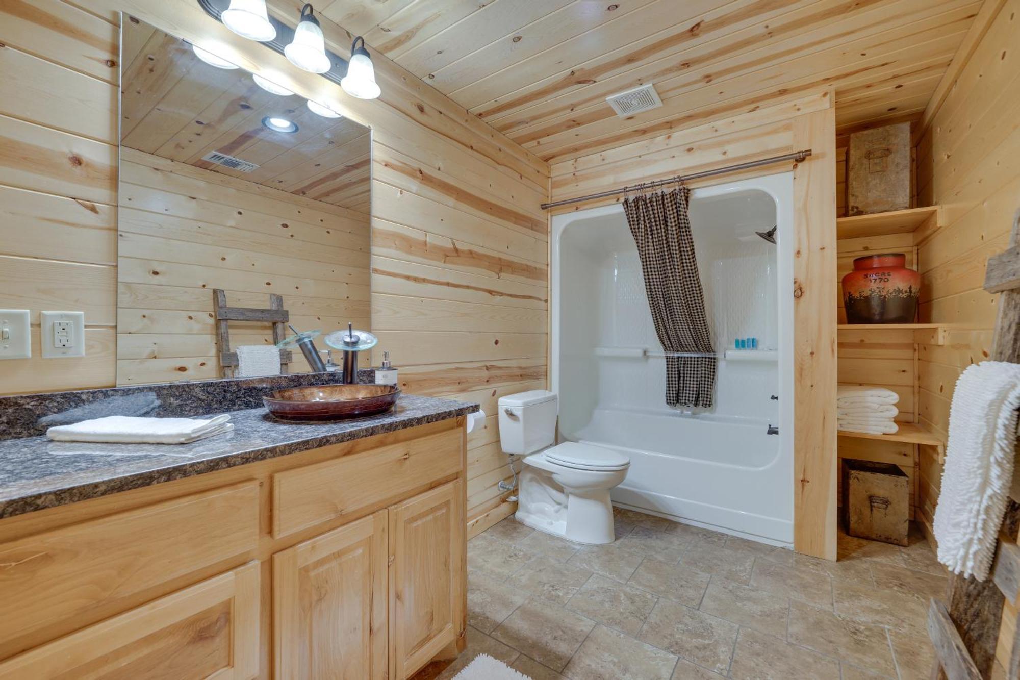 Penny Lane Lodge Broken Bow Cabin Less Than 6 Mi To Lake Buitenkant foto