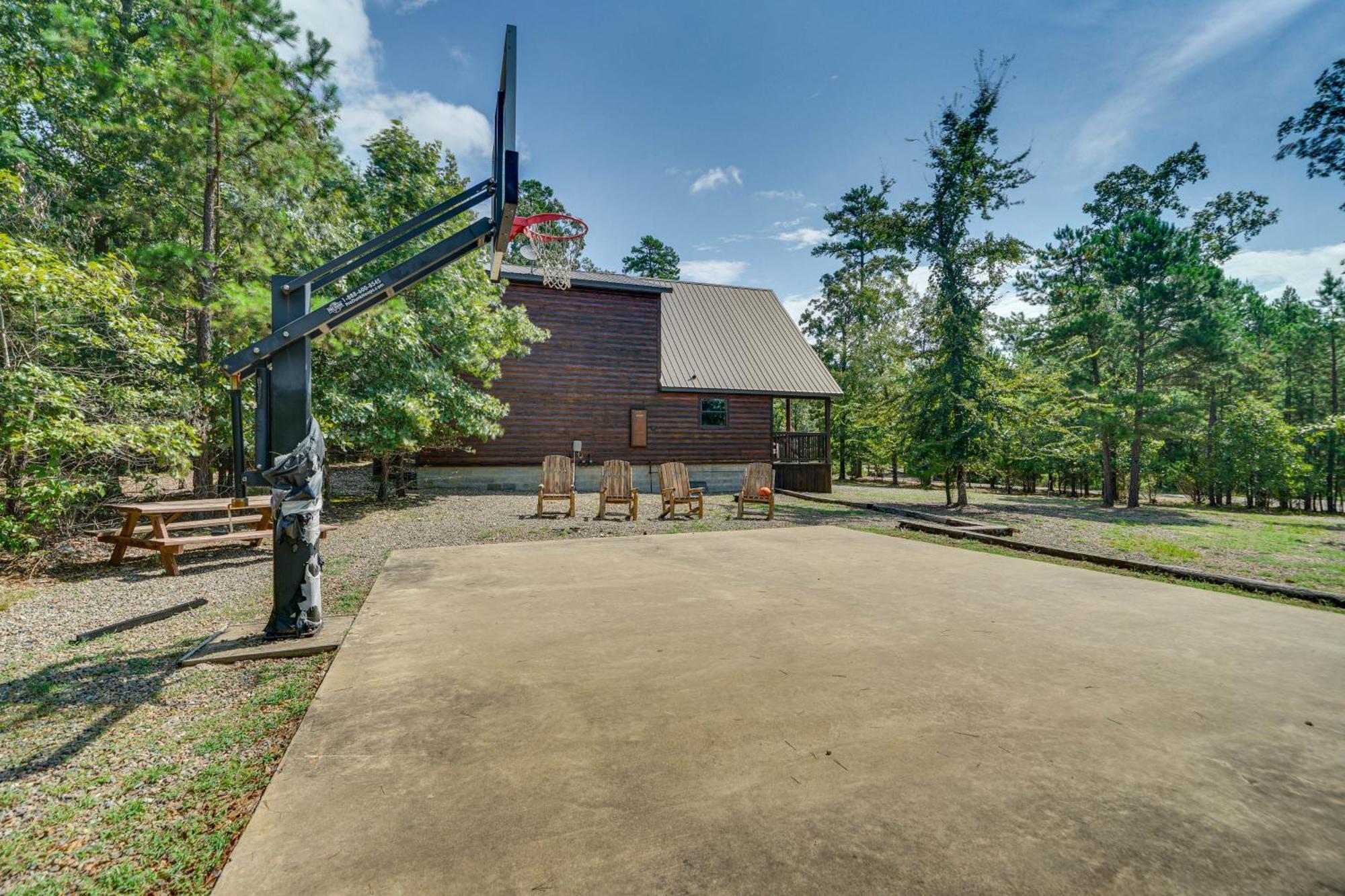 Penny Lane Lodge Broken Bow Cabin Less Than 6 Mi To Lake Buitenkant foto